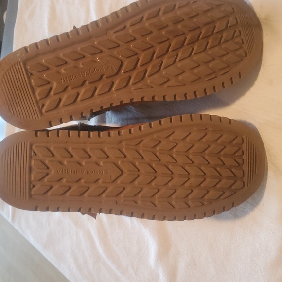 Koolaburra By UGG Cozy Tan with Bows Sz. 8 Boots - Picture 8 of 11